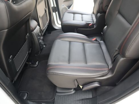 New 2026 Dodge Durango GT AWD/4WD image 13