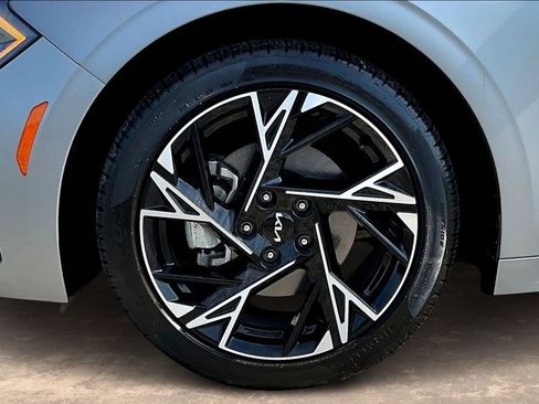 Used 2025 Kia K5 GT-Line image 36