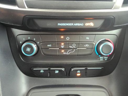 Used 2023 Ford Transit Connect XL image 39