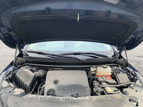 Used 2023 Buick Enclave Essence image 17