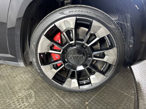 Certified 2023 BMW XM image 2