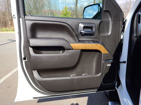 Used 2018 Chevrolet Silverado 1500 LTZ w/ LTZ Plus Package image 34