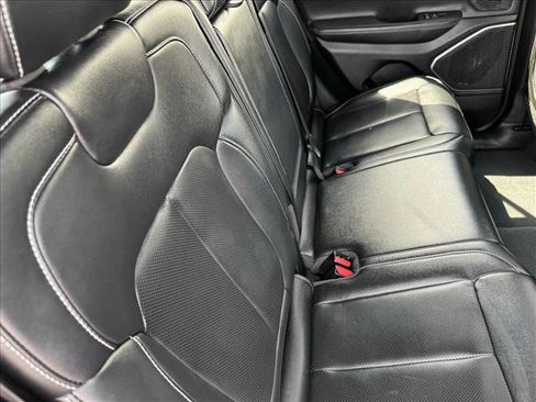 Used 2024 Jeep Grand Cherokee Limited 4xe image 19