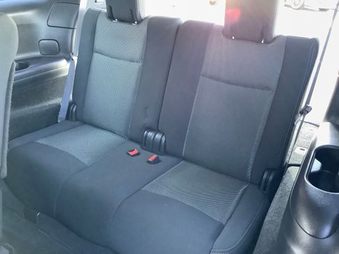 Used 2020 Nissan Pathfinder S image 13