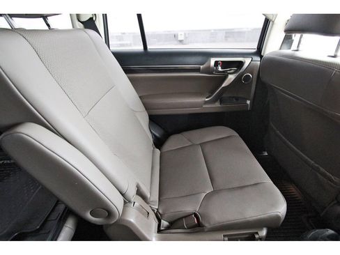 Used 2022 Lexus GX 460 Premium image 11