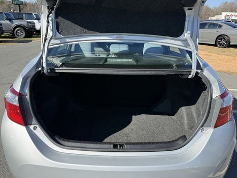 Used 2016 Toyota Corolla L image 5