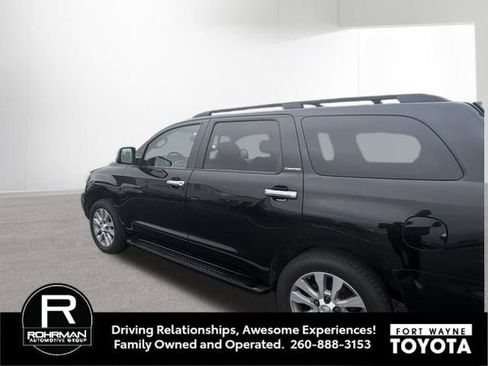 Used 2015 Toyota Sequoia Limited AWD/4WD image 7