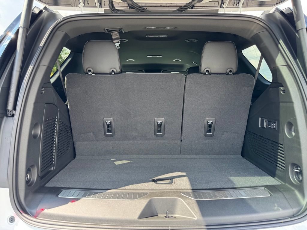 New 2026 GMC Yukon Denali RWD image 33