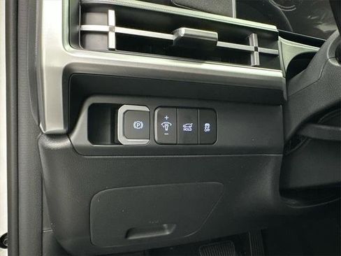 New 2026 Hyundai Santa Fe SE image 31