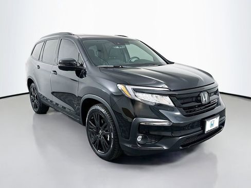 Used 2022 Honda Pilot Black Edition image 3