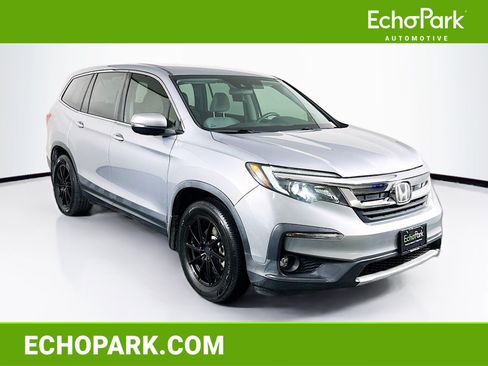 Used 2020 Honda Pilot EX image 1