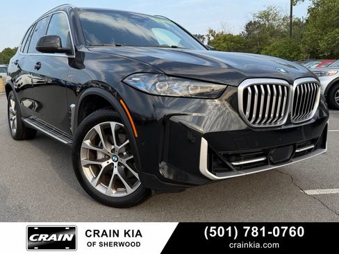 Used 2024 BMW X5 xDrive40i w/ Premium Package AWD/4WD image 1