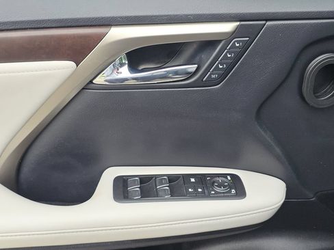 Certified 2022 Lexus RX 350 FWD w/ Premium Package image 29