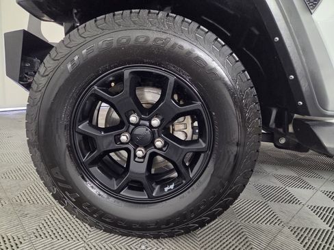 Used 2021 Jeep Wrangler Unlimited Sport AWD/4WD image 10
