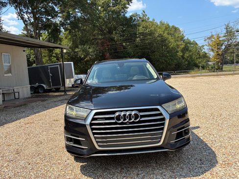 Used 2018 Audi Q7 3.0T Prestige image 2
