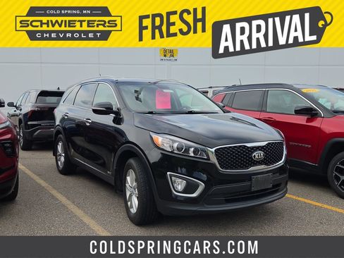 Used 2017 Kia Sorento AWD image 1