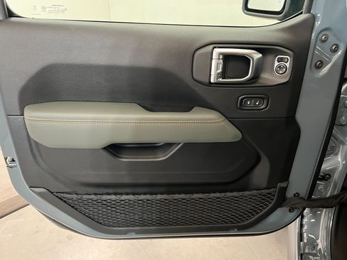 New 2025 Jeep Gladiator Mojave AWD/4WD image 14