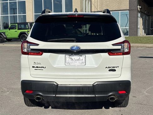 Used 2023 Subaru Ascent Onyx Edition image 8