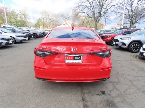 Certified 2024 Honda Civic Sport image 5