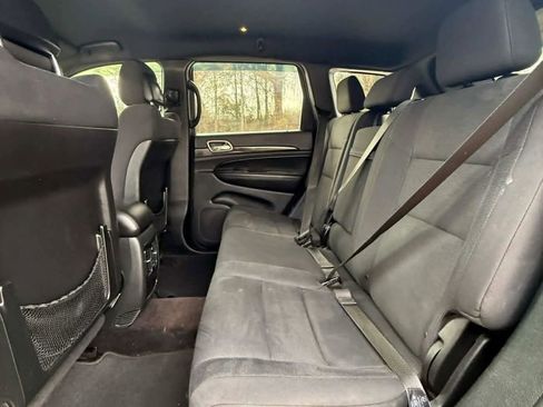 Used 2016 Jeep Grand Cherokee Laredo w/ Quick Order Package 23E image 5