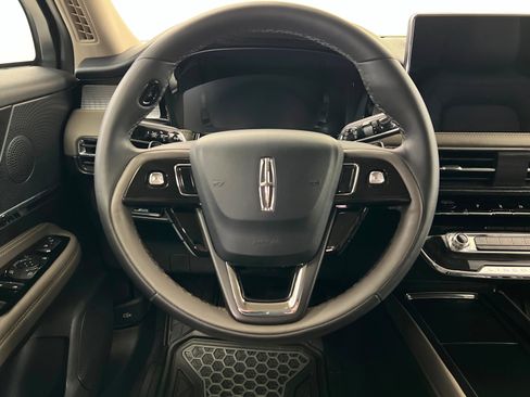 Used 2024 Lincoln Corsair AWD w/ Equipment Group 101A image 13