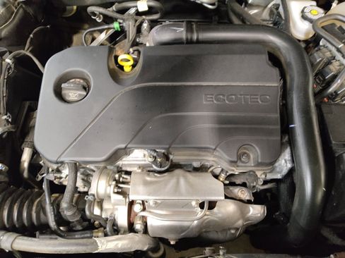 Used 2022 Chevrolet Malibu RS FWD image 30