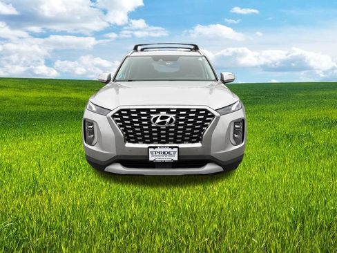 Used 2022 Hyundai Palisade SEL w/ Premium Package image 2