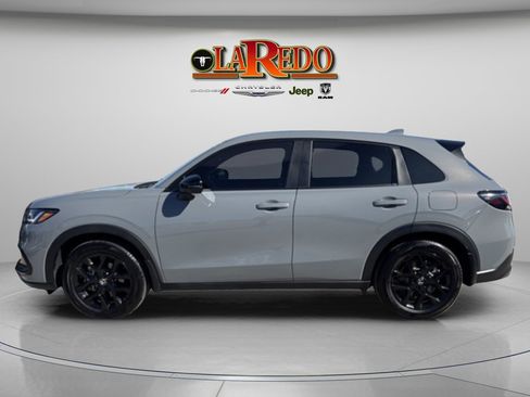 Used 2025 Honda HR-V Sport image 4