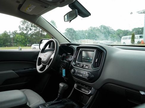 Used 2018 Chevrolet Colorado W/T w/ WT Convenience Package AWD/4WD image 14