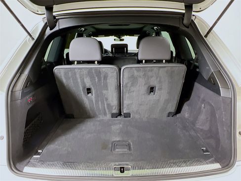 Used 2025 Audi Q7 3.0T Premium Plus image 27
