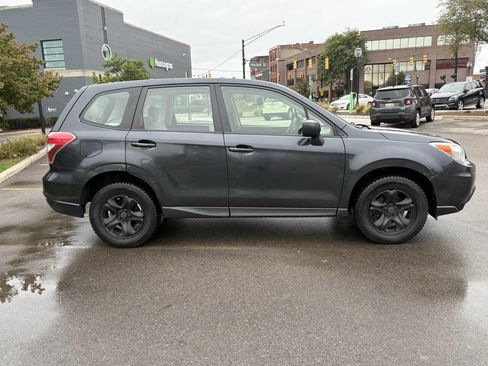 Used 2014 Subaru Forester 2.5i image 7