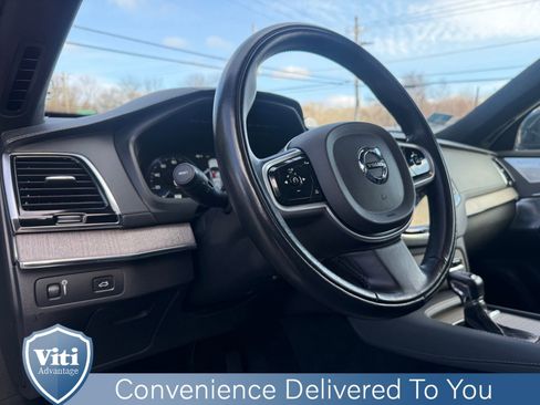 Certified 2022 Volvo XC90 T6 Inscription w/ Lounge Package image 17
