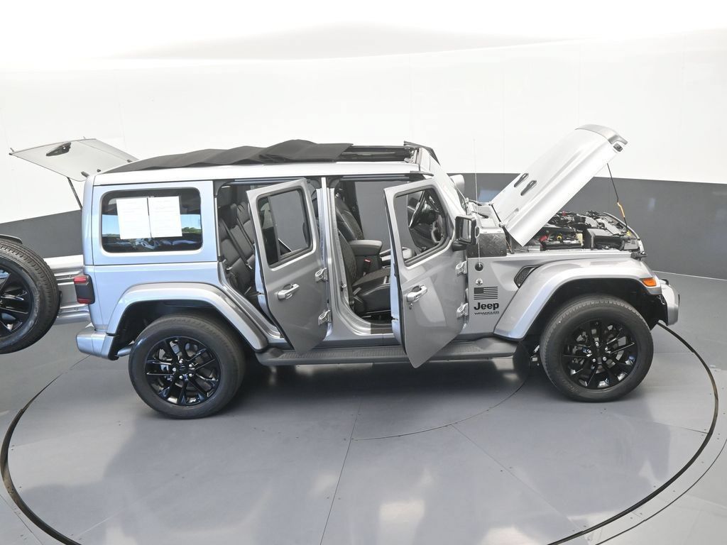 Used 2021 Jeep Wrangler Unlimited Sahara AWD/4WD image 70