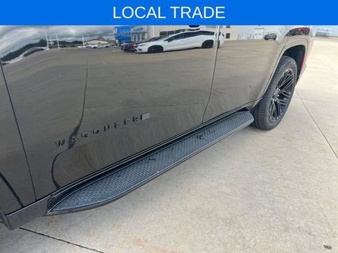 Used 2024 Jeep Wagoneer Series II AWD/4WD image 11