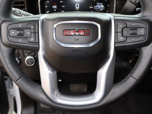 Used 2024 GMC Sierra 1500 Elevation image 11