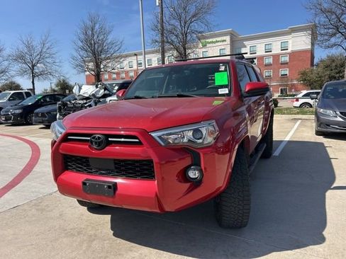Used 2021 Toyota 4Runner SR5 image 6
