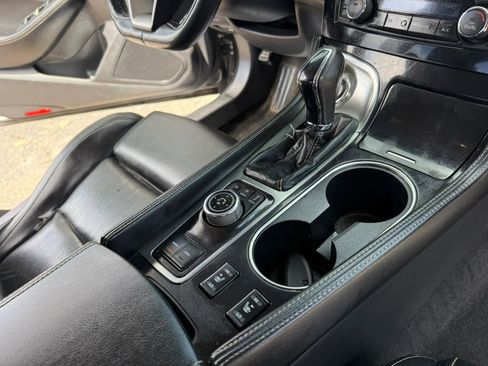 Used 2018 Nissan Maxima FWD image 25