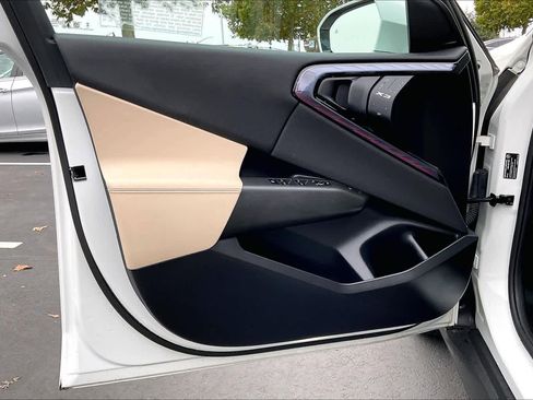 Used 2025 BMW X3 xDrive30i w/ Convenience Package image 24