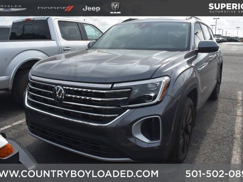 Used 2024 Volkswagen Atlas SE FWD image 1