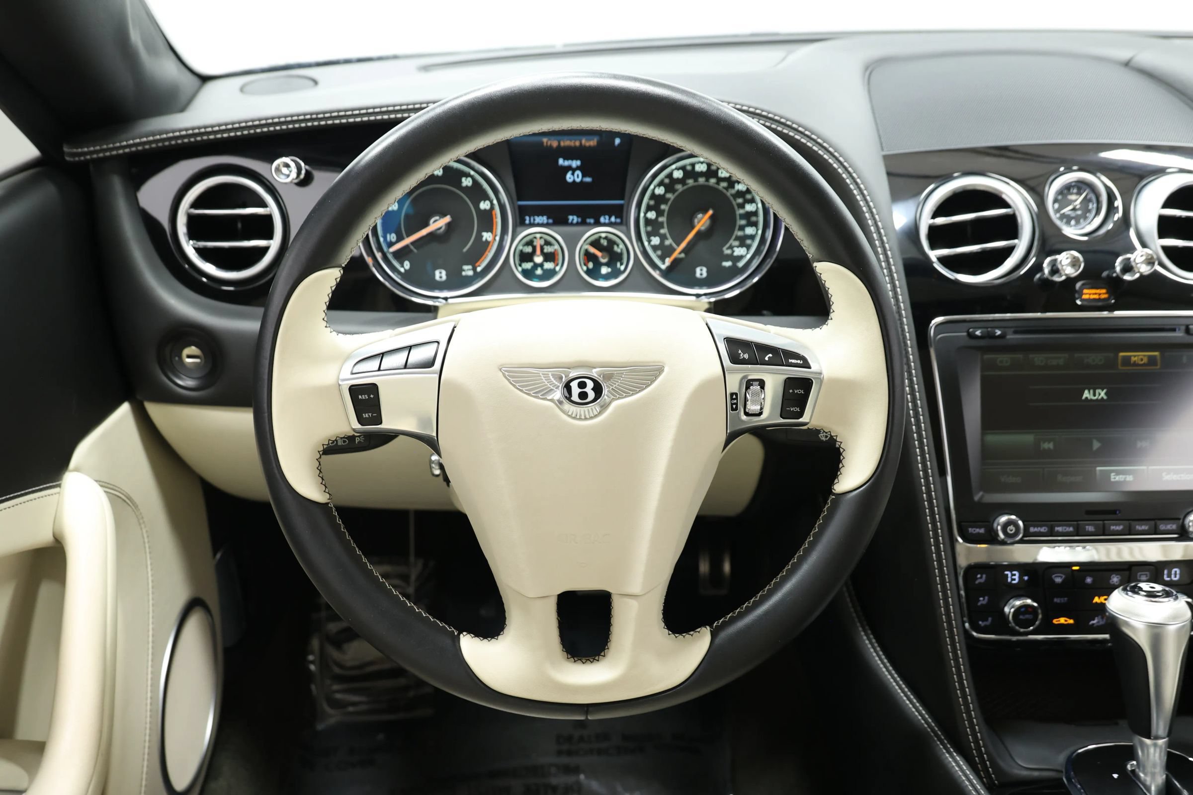 Used 2017 Bentley Continental GT AWD/4WD image 35