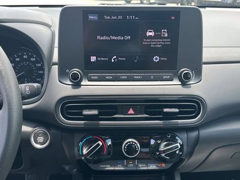 Certified 2023 Hyundai Kona SEL AWD/4WD image 17