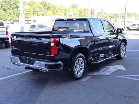 Used 2025 Chevrolet Silverado 1500 LTZ w/ LTZ Convenience Package II AWD/4WD image 10
