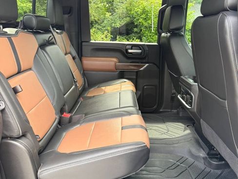 Used 2023 Chevrolet Silverado 2500 High Country w/ Z71 Off-Road Package AWD/4WD image 22