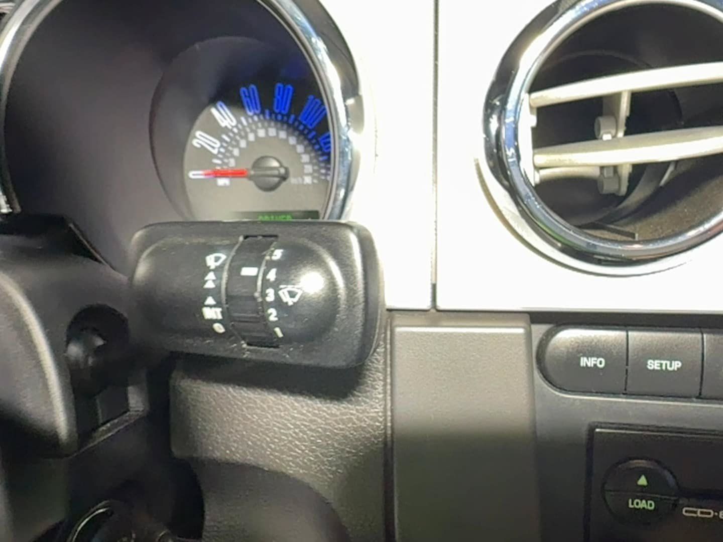 Used 2006 Ford Mustang GT Premium RWD image 26