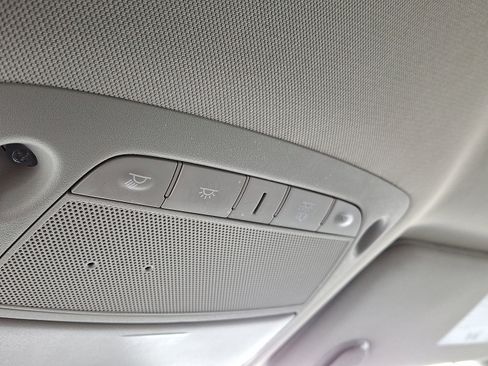 Used 2024 Nissan Murano SV w/ SV Midnight Edition Package image 24