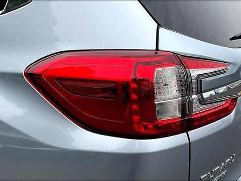 Used 2025 Subaru Ascent Limited AWD/4WD image 23