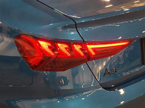 Used 2022 Audi A3 2.0T Premium image 31