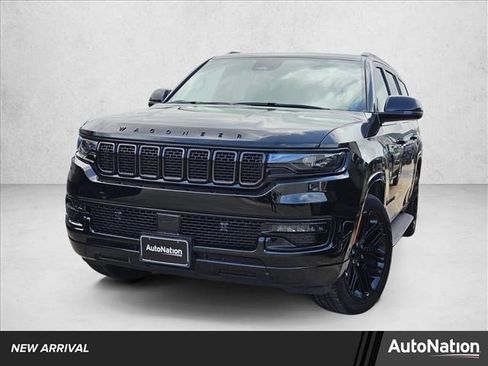 Used 2025 Jeep Wagoneer L Series II w/ Premium Group I image 1
