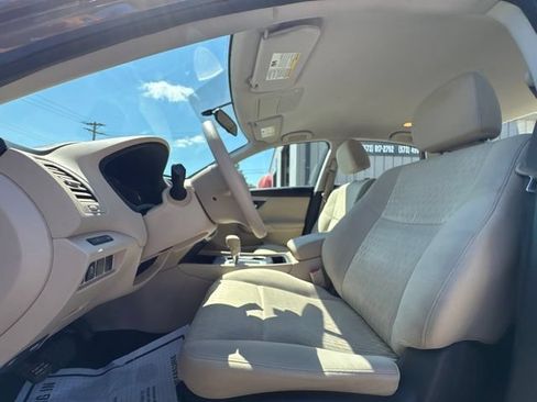 Used 2016 Nissan Altima 2.5 S w/ Power Driver Seat Package FWD image 13