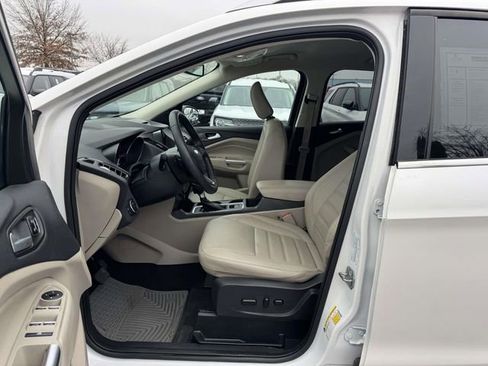 Used 2018 Ford Escape Titanium image 17